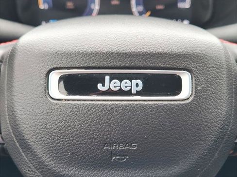 Certified 2022 Jeep Compass Trailhawk w/ Trailhawk Elite Group AWD/4WD image 36