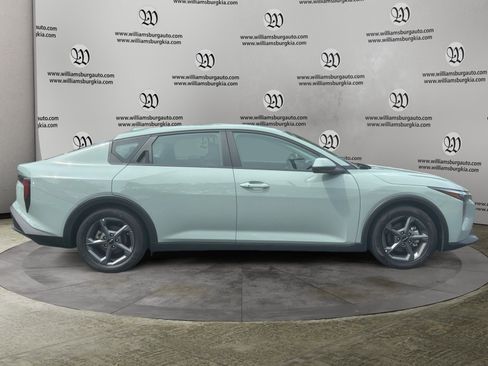 Used 2025 Kia K4 FWD image 6