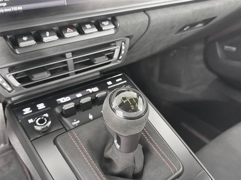 Certified 2022 Porsche 911 GT3 RWD image 31