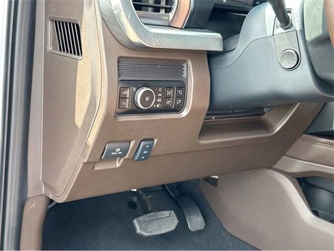 New 2025 Ford F250 King Ranch w/ Chrome Package image 35