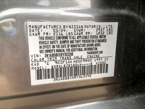 Used 2024 Nissan Sentra S image 30