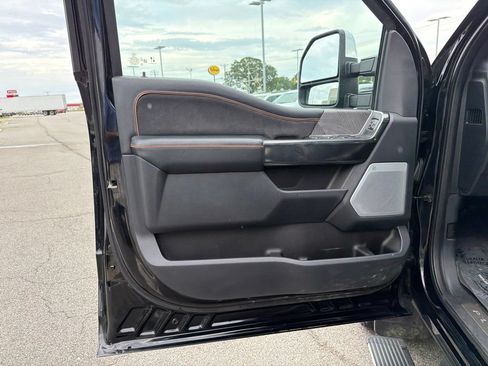 Certified 2024 Ford F350 Platinum w/ FX4 Off-Road Package AWD/4WD image 15