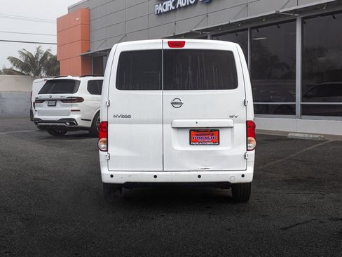 Used 2020 Nissan NV200 SV w/ Back Door Glass Package image 12