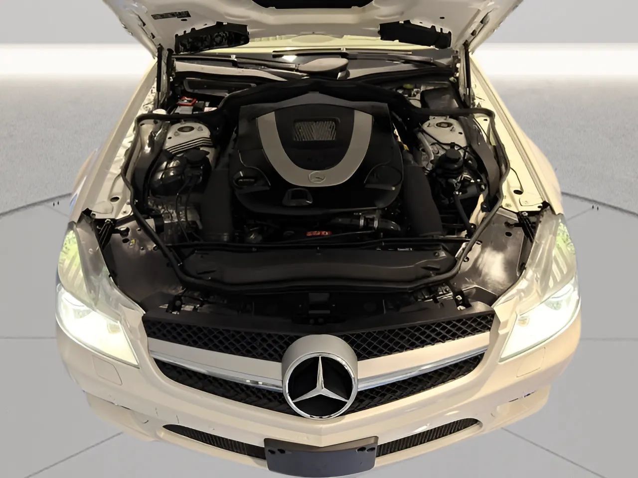 Used 2012 Mercedes-Benz SL 550 image 16