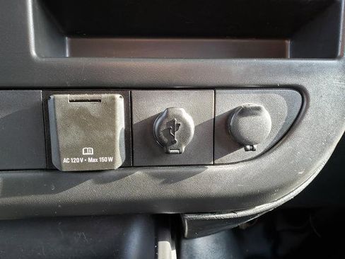 Used 2017 Chevrolet Express 3500 LT w/ LT Preferred Equipment Group image 23