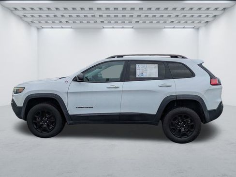 Used 2019 Jeep Cherokee Trailhawk AWD/4WD image 6