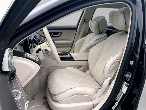 Used 2021 Mercedes-Benz Maybach S 580 4MATIC image 8