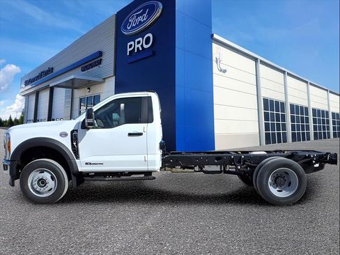 New 2026 Ford F600 4x4 Regular Cab Super Duty w/ XL Chrome Package image 23