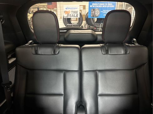Used 2023 Ford Explorer ST-Line w/ Class IV Trailer Tow Package AWD/4WD image 33