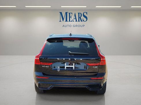 New 2025 Volvo XC60 T8 Plus w/ Climate Package image 5