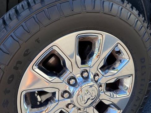 Used 2020 RAM 2500 Limited image 19