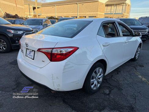 Used 2016 Toyota Corolla LE image 9