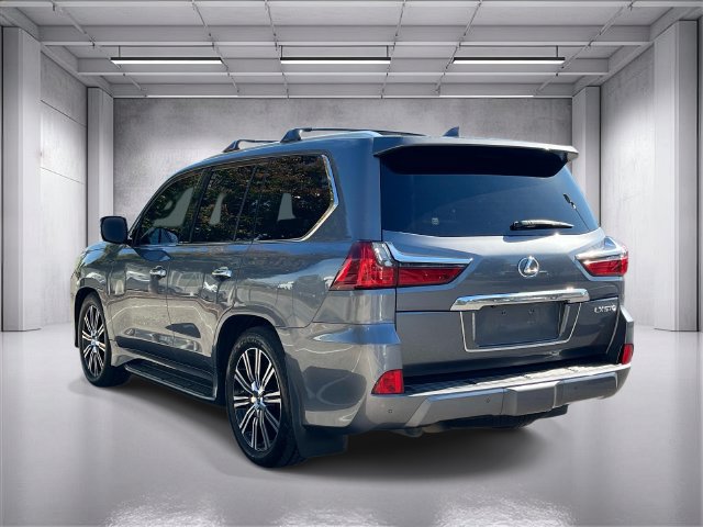 Used 2020 Lexus LX 570 4WD w/ Luxury Package image 5