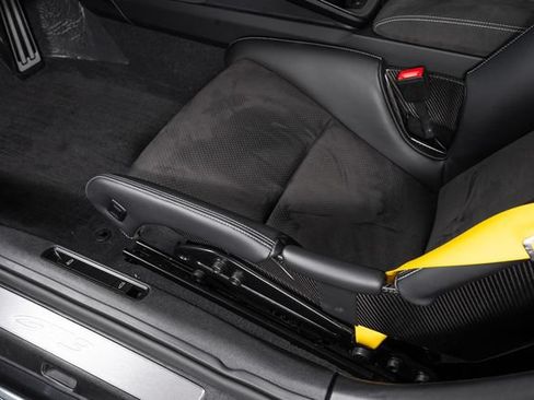 Used 2024 Porsche 911 GT3 RWD image 18