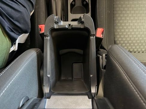 Used 2023 Ford Transit Connect XLT FWD image 36