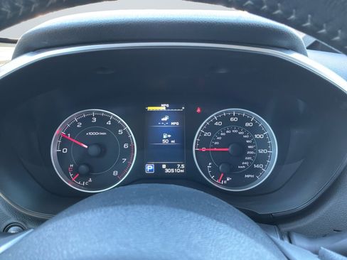 Used 2021 Subaru Ascent Premium w/ Convenience Package AWD/4WD image 12