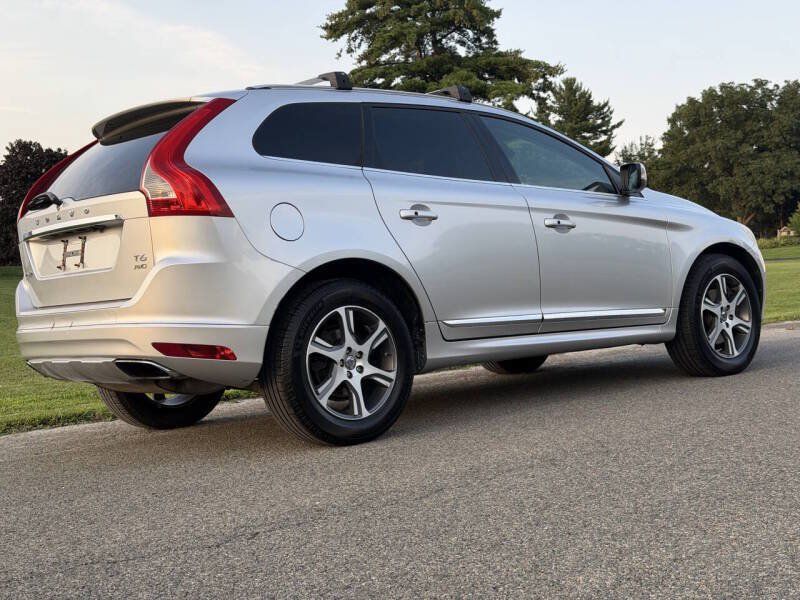 Used 2014 Volvo XC60 T6 AWD/4WD image 9