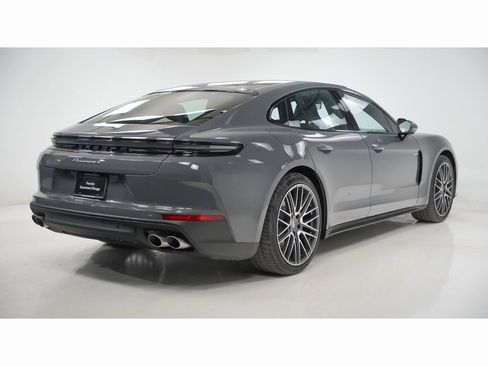 New 2026 Porsche Panamera 4 image 10