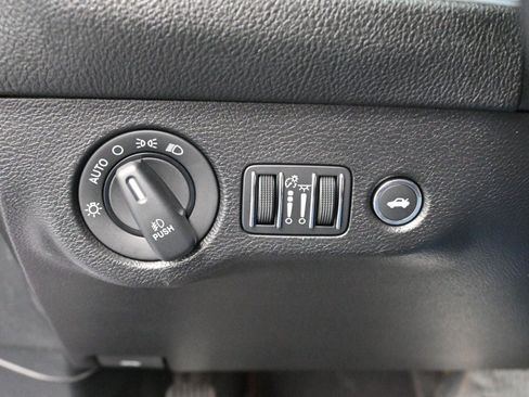 Used 2021 Dodge Challenger SXT w/ Blacktop Package image 26