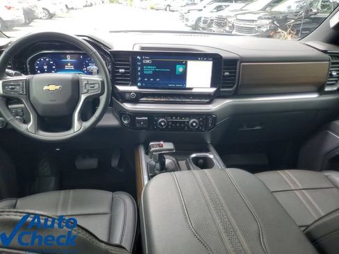 Used 2024 Chevrolet Silverado 1500 High Country w/ Technology Package AWD/4WD image 15