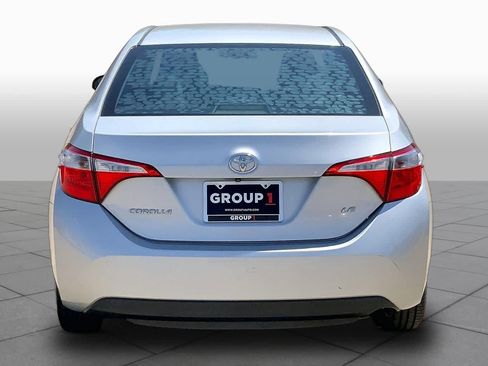 Used 2016 Toyota Corolla LE FWD image 5