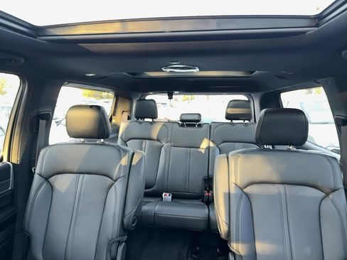 New 2026 Jeep Grand Wagoneer Limited image 11