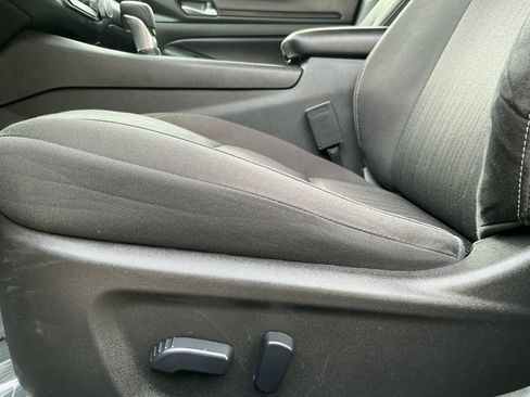 Used 2024 Nissan Altima 2.5 SV image 22