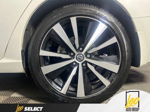 Used 2021 Nissan Altima 2.5 SR w/ SR Premium Package AWD/4WD image 30
