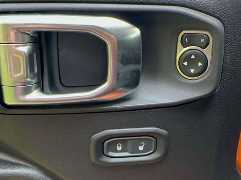 Used 2025 Jeep Wrangler Unlimited Sport S 4xe AWD/4WD image 14