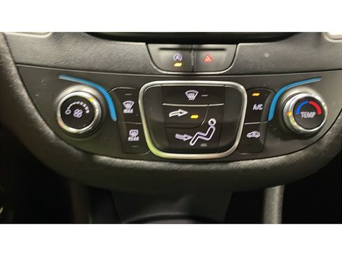 Used 2024 Chevrolet Malibu LS FWD image 14