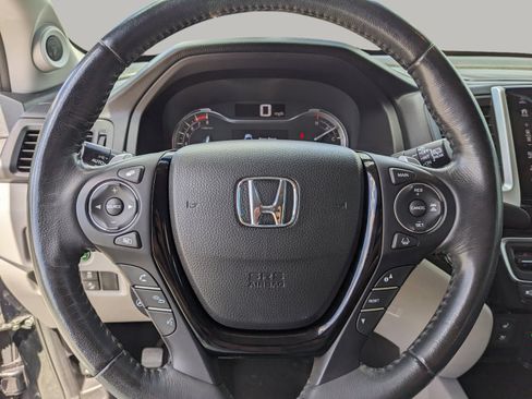 Used 2017 Honda Pilot Elite image 34
