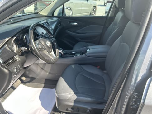 Used 2019 Buick Envision Essence AWD/4WD image 5