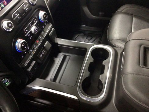 Used 2019 GMC Sierra 1500 SLT w/ SLT Convenience Package image 15