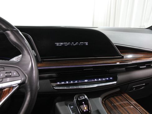 Used 2021 Cadillac Escalade Premium Luxury w/ LPO, Radiant Package image 10