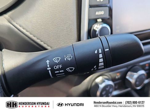 Used 2025 Nissan Versa S w/ Trunk Package FWD image 25