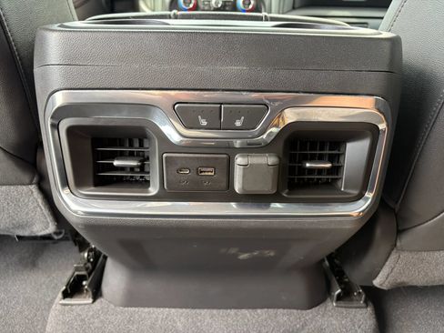 Used 2019 Chevrolet Silverado 1500 LTZ w/ LTZ Premium Package AWD/4WD image 33