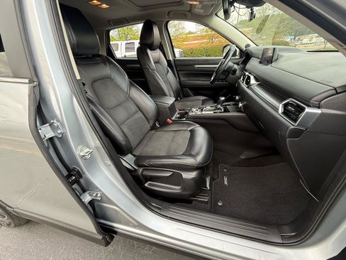 Used 2018 MAZDA CX-5 Touring w/ Preferred Equipment Package image 10