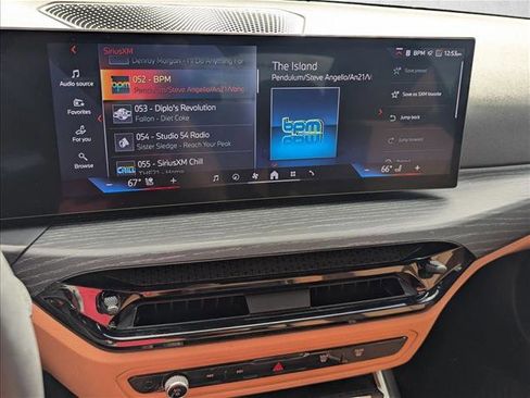 Certified 2025 BMW 330i Sedan w/ M Sport Package image 5