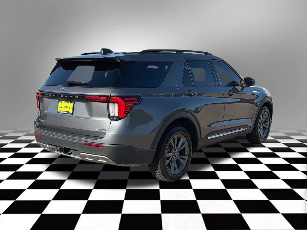 Used 2025 Ford Explorer Active w/ Active Comfort Package AWD/4WD image 6
