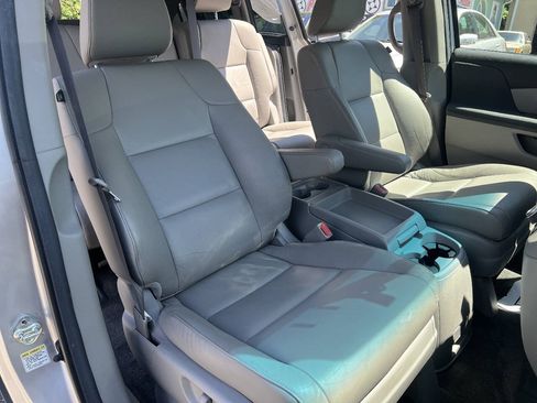 Used 2012 Honda Odyssey EX-L image 16
