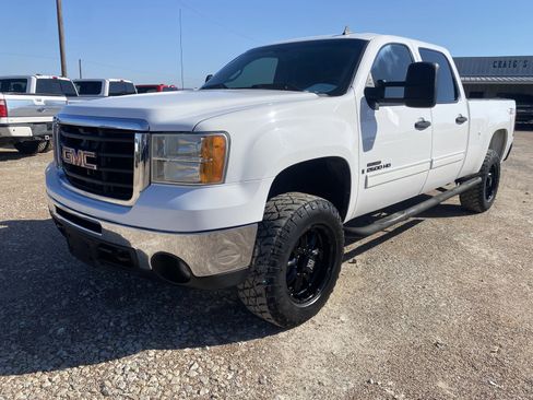 Used 2008 GMC Sierra 2500 SLE w/ Z71 Off-Road Package image 1