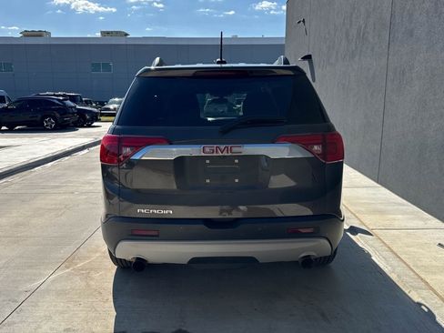 Used 2019 GMC Acadia SLT image 21