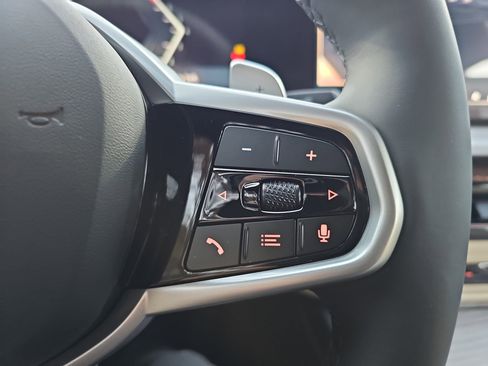 New 2026 BMW 330i Sedan w/ M Sport Package image 19