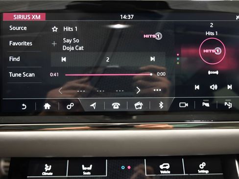 Used 2020 Land Rover Range Rover Evoque R-Dynamic HSE AWD/4WD image 30