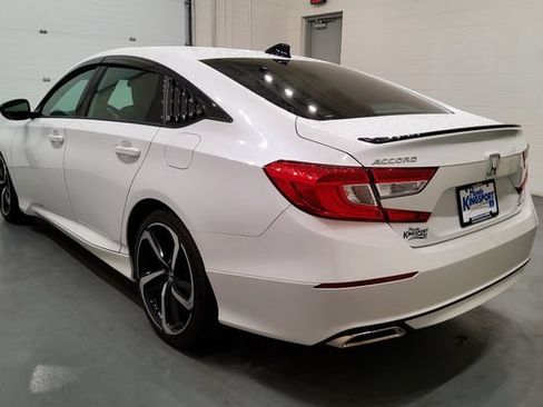 Used 2022 Honda Accord Sport image 5