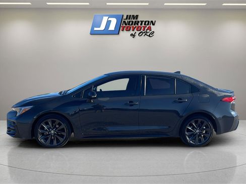 Used 2024 Toyota Corolla SE image 8