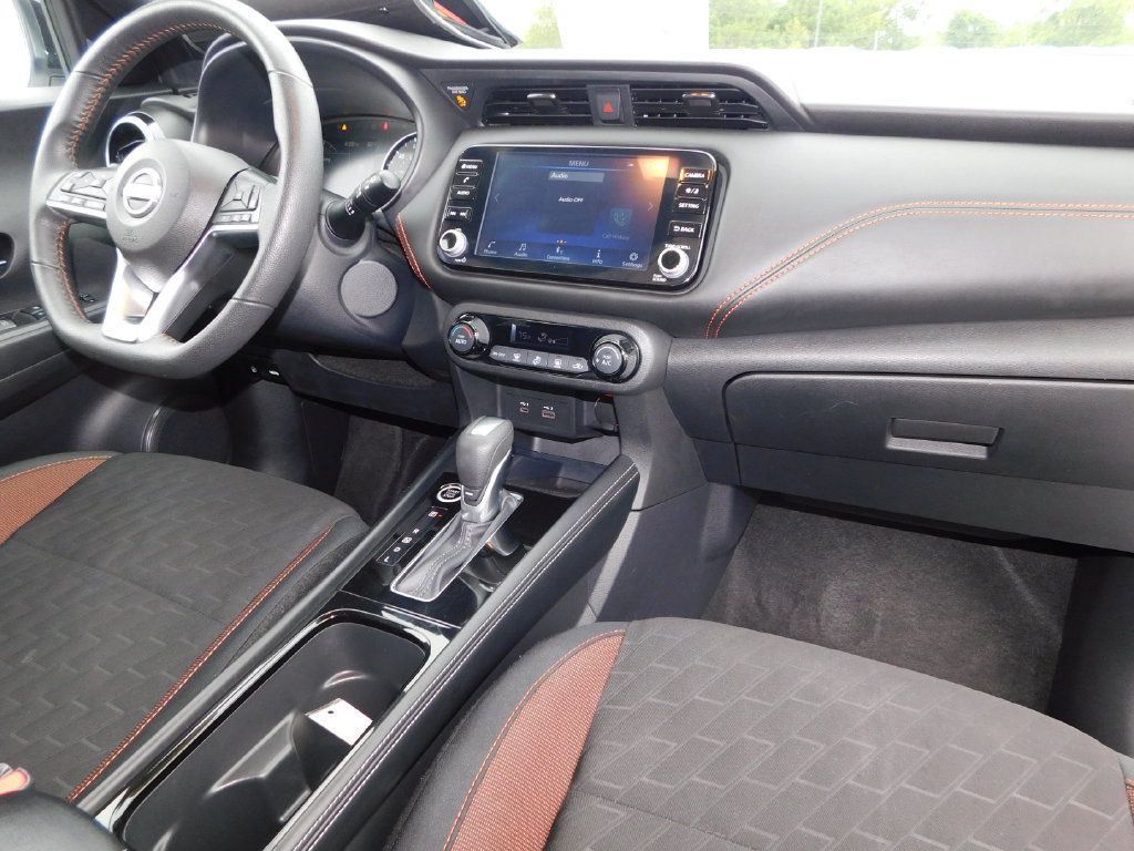 Used 2024 Nissan Kicks SR FWD image 17