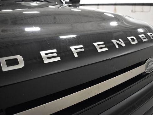 Used 2022 Land Rover Defender 90 X AWD/4WD image 12