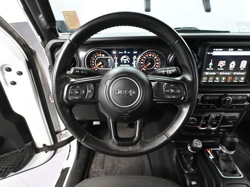 Used 2022 Jeep Gladiator Sport image 28