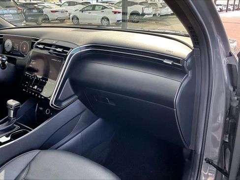 Used 2024 Hyundai Santa Cruz Night image 18